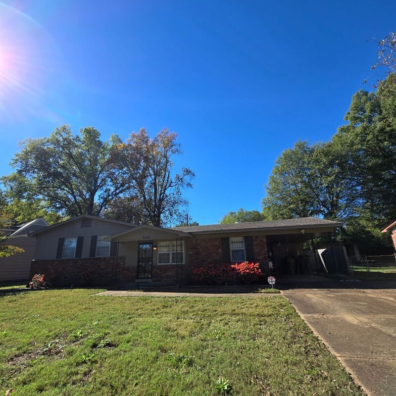 Primary Photo - 3215 Clearbrook St