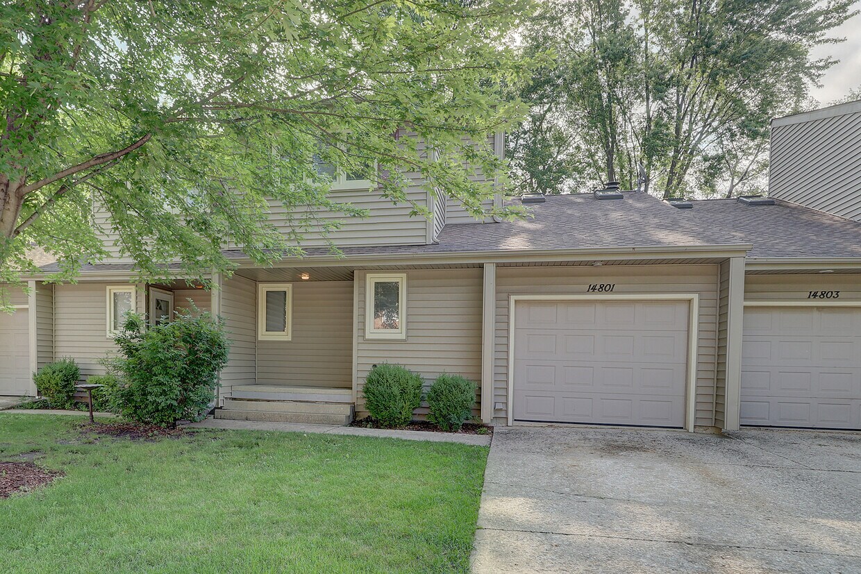 14801 S Penn Rd, Plainfield, IL 60544 Townhome Rentals in Plainfield