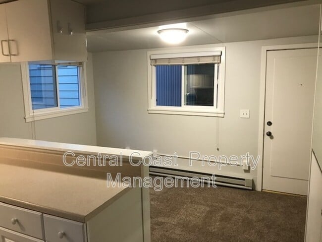 Building Photo - 184 Pacific Ave