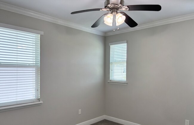 Foto del edificio - 8588 Powder Ridge Trail