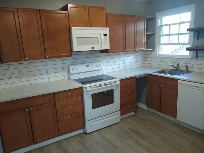 Foto del edificio - 339 Stokes Ave SE