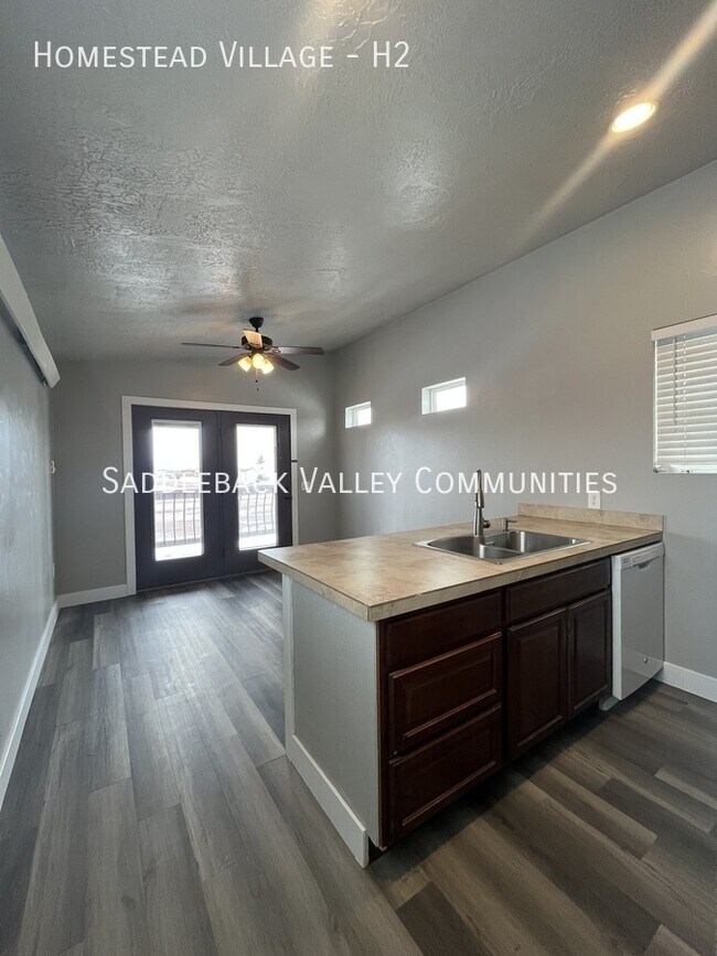 Foto del edificio - Homestead Village -H2