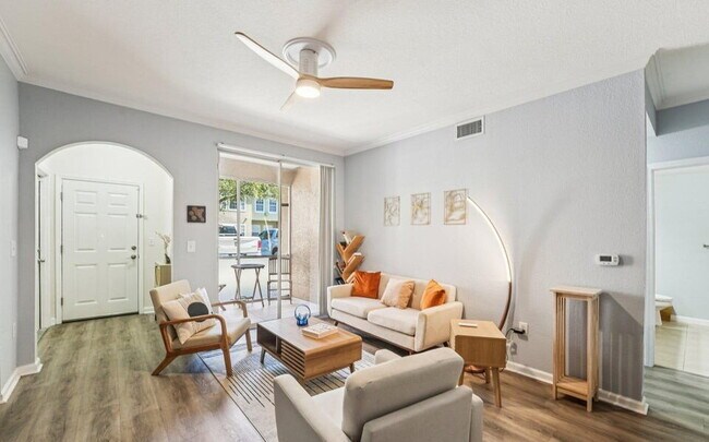 Foto del edificio - For Rent- Furnished or Vacant