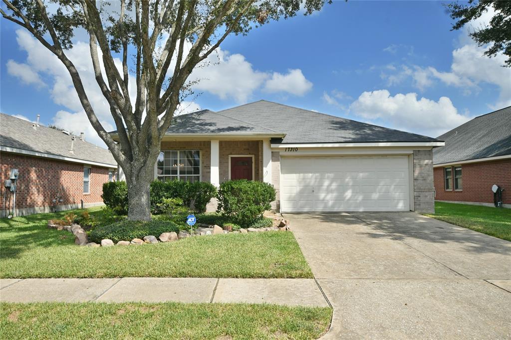 Foto principal - 17310 Misty Cross Dr