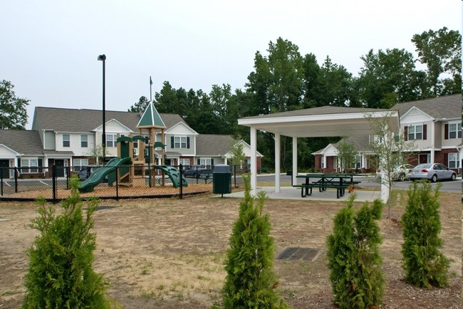 Building Photo - Randall Place Apartments