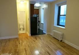 Building Photo - 160 W 47th St