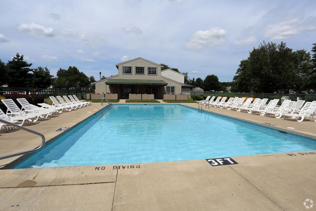 Hunters Lake Apartments Cuyahoga Falls, OH