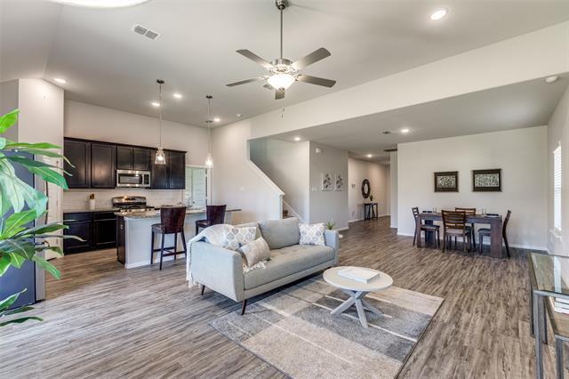 Foto del edificio - 2421 Jeans Mill Dr