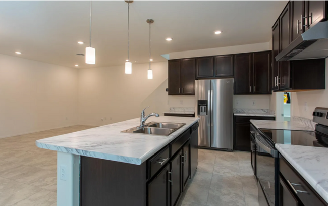 Foto del edificio - 1110 E Descent St