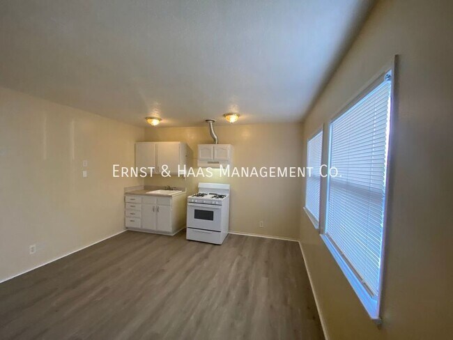 Building Photo - 13812 S Avalon Blvd