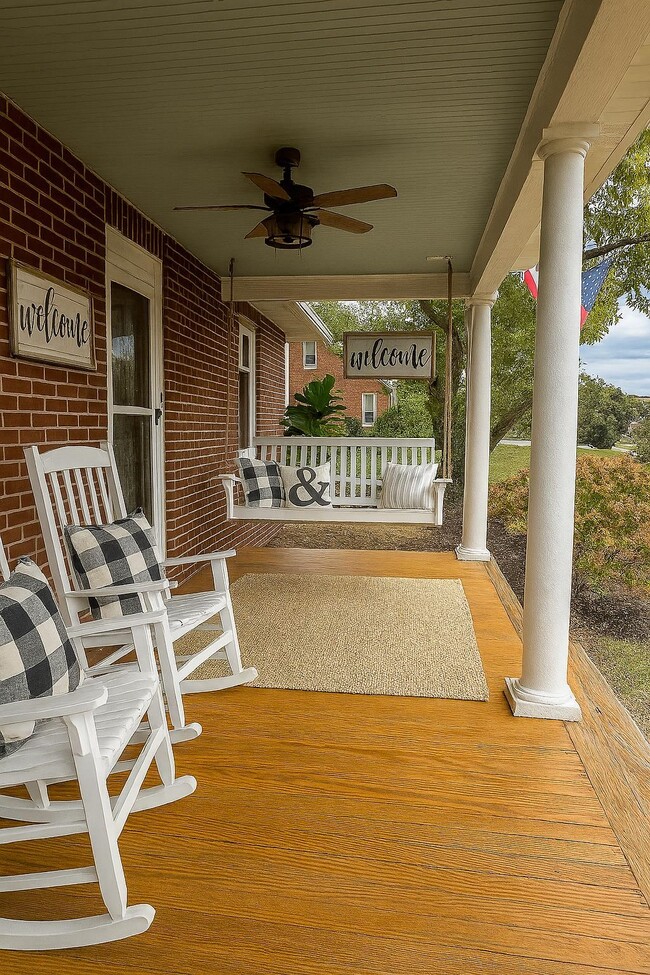 Foto del edificio - 3039 John Wayland Hwy