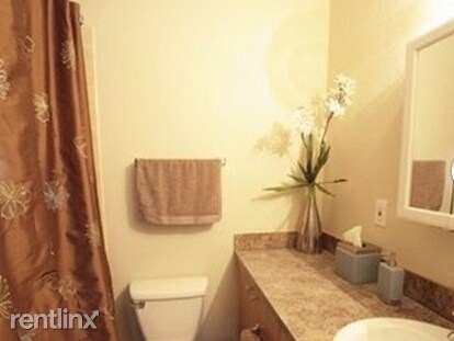 Building Photo - 3 br, 2 bath  - 8835 Willmon Way # 1172