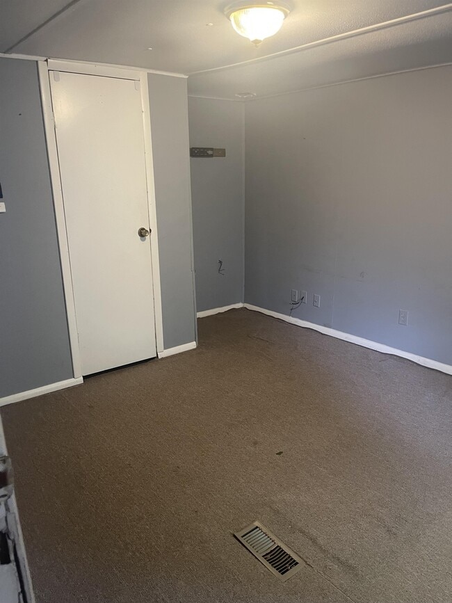 Photo - 148 Merritt Dr House