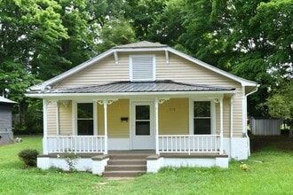 Building Photo - 312 Bost St