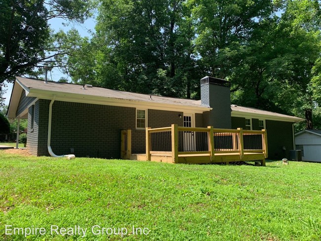 Building Photo - 3 br, 2 bath House - 4955 Oak Grove Drive