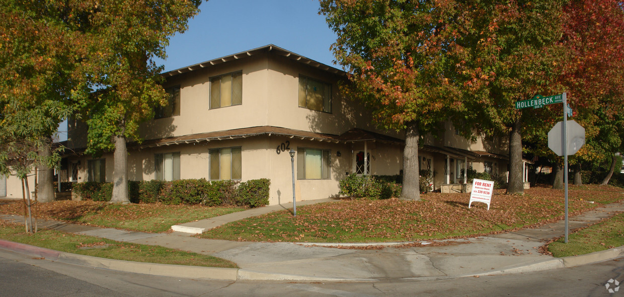 Foto principal - 467-475 W Front St