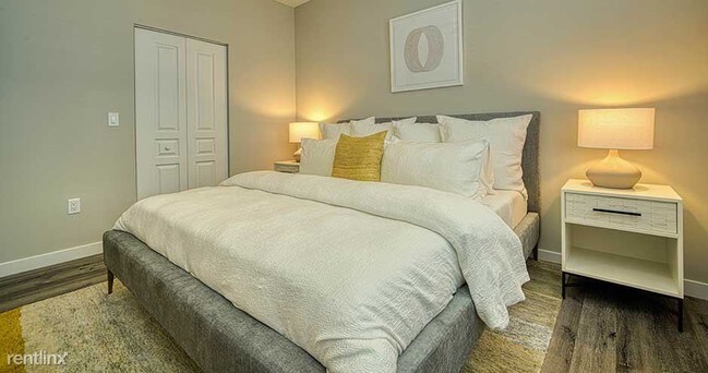 Foto del edificio - 3 br, 2.5 bath  - 125 NW 108th Ave  TOWNHOUSE