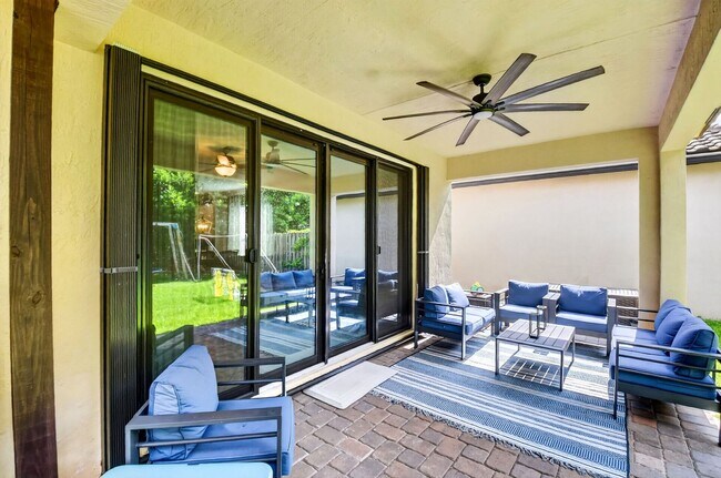 Foto del edificio - 9062 Gulf Cove Dr