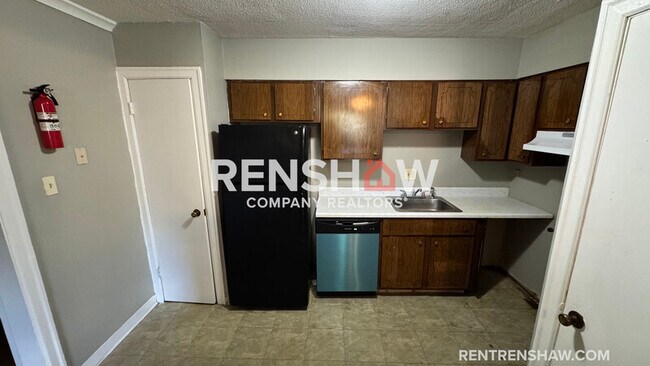 Foto del edificio - 3228 S Mendenhall Rd