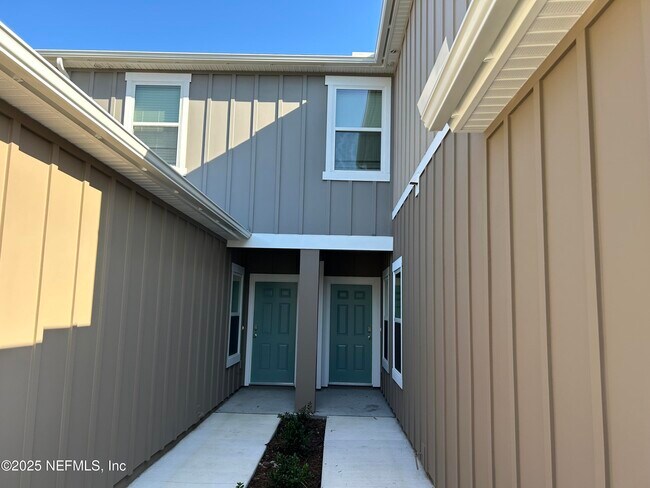 Building Photo - 9179 Stony Brk Rd