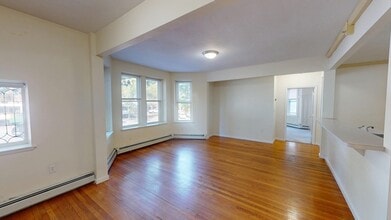 Building Photo - 1405 Beacon St