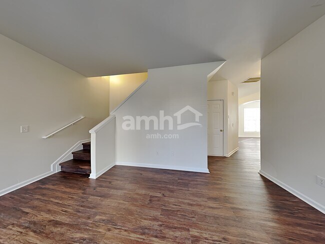 Building Photo - 101 Tagus Ct