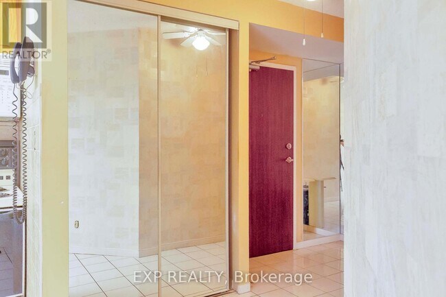 Photo du bâtiment - 495 Hwy 8