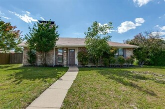 Building Photo - 2513 Figtree Ln