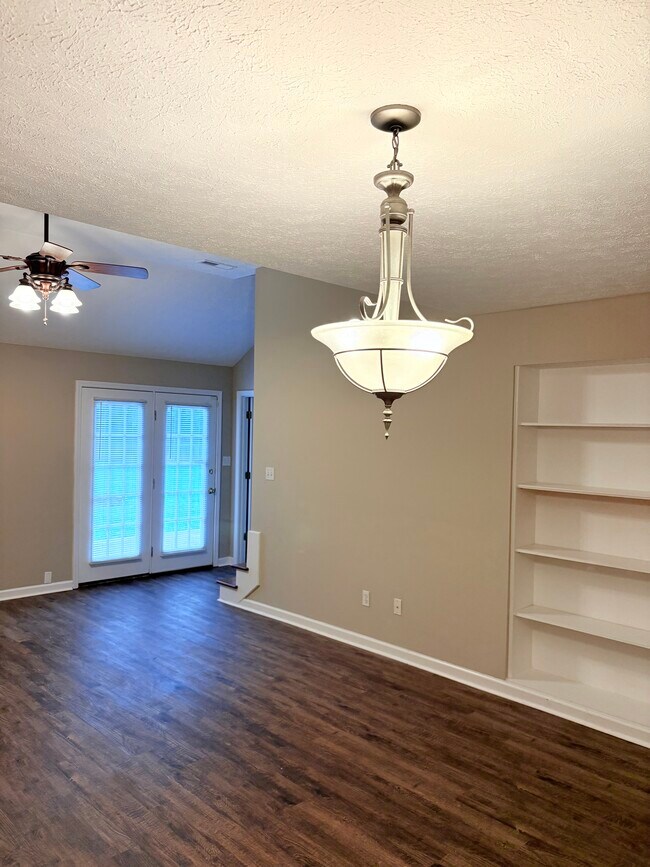 Foto del edificio - 275 Lost River Ln