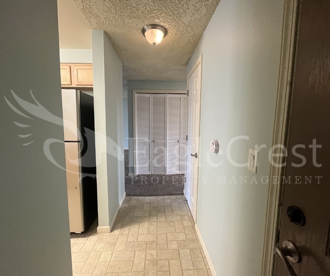 Building Photo - Availability at the Vineyards! 2 Bedroom 2 Bath ~ 2nd Floor Apartment **$200.00 Off 2nd Months Re...