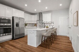 Building Photo - 4627 Wistar Creek Dr