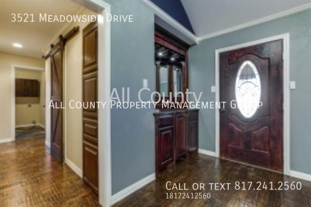 Building Photo - 3521 Meadowside Dr