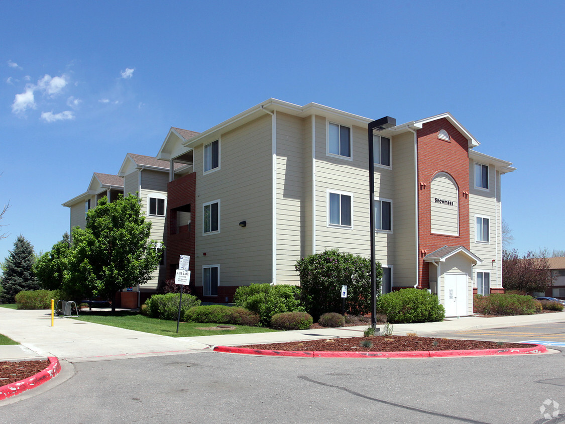 Foto del edificio - The Peaks Apartments