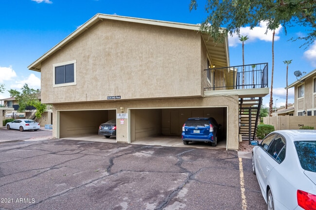 Foto del edificio - 1262 N 84th Pl