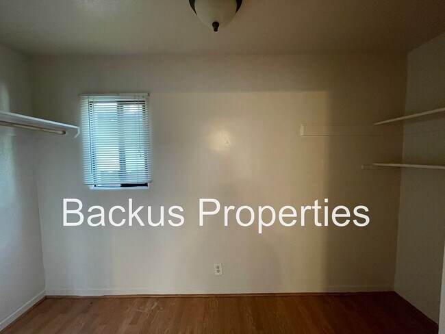 Foto del edificio - 249 Geil St