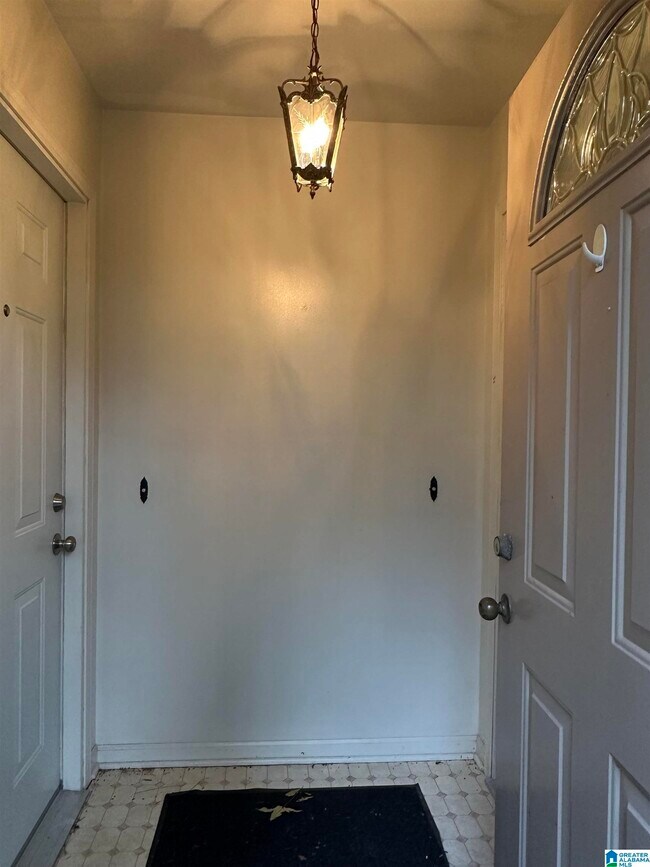 Foto del edificio - 3208 Westbrook Dr