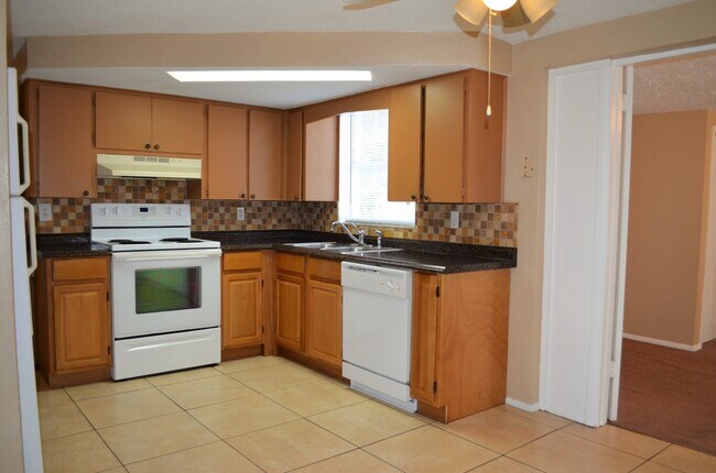 Foto del edificio - Beautiful fully remodeled home!