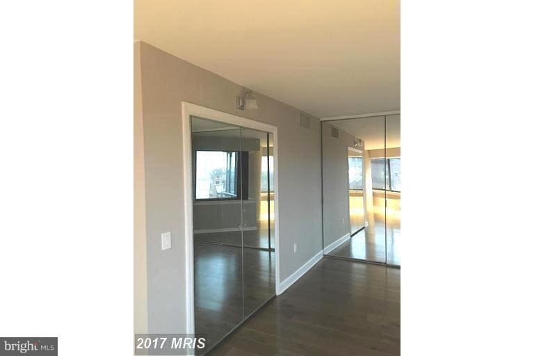 Primary Photo - 1015 33rd St NW
