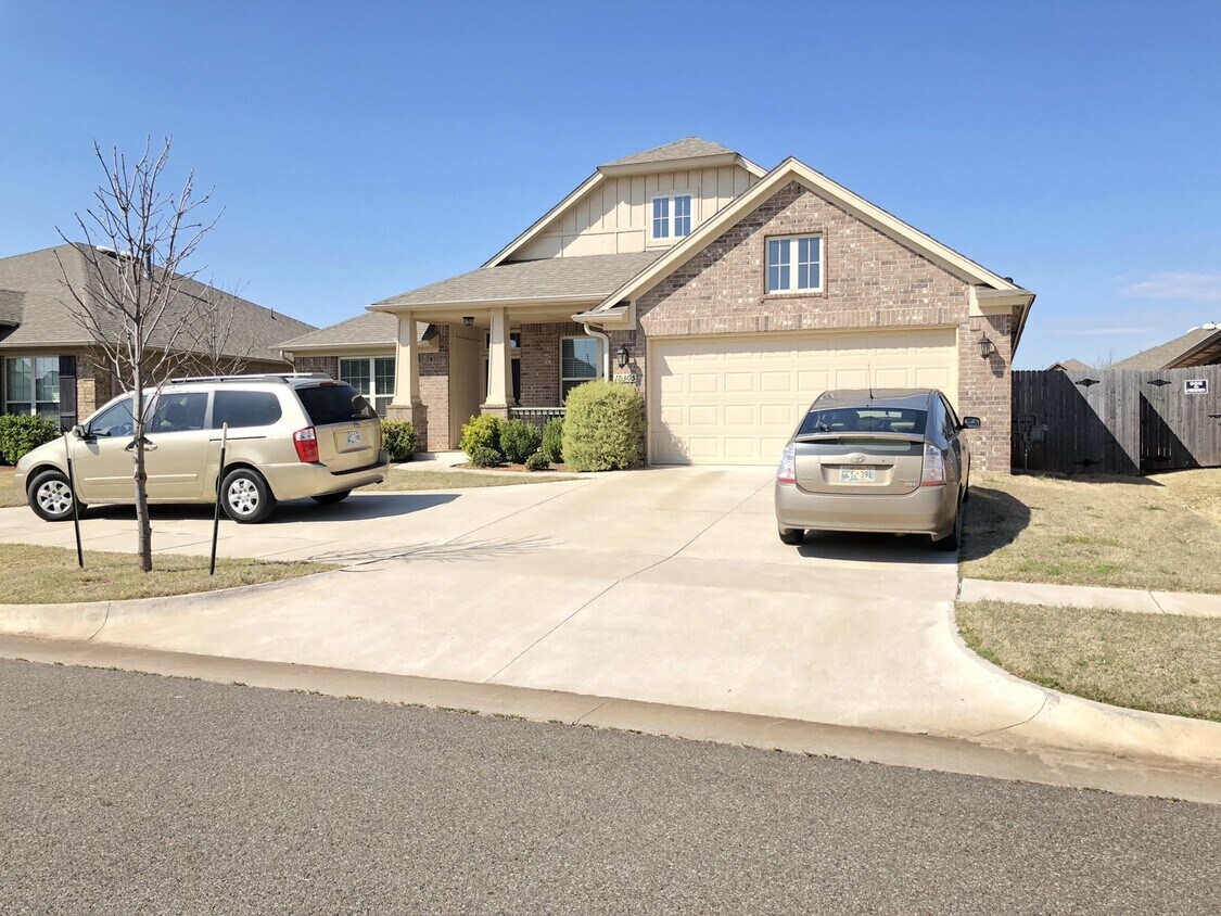 18305 Bodegon Rd, Edmond, OK 73012 House Rental in Edmond, OK