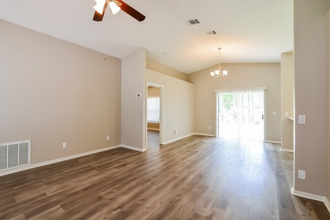 Building Photo - 4406 Weeping Willow Cir