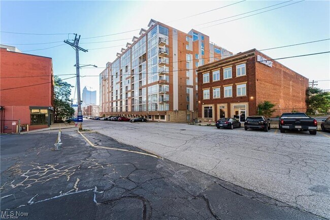 Building Photo - 2222 Detroit Ave