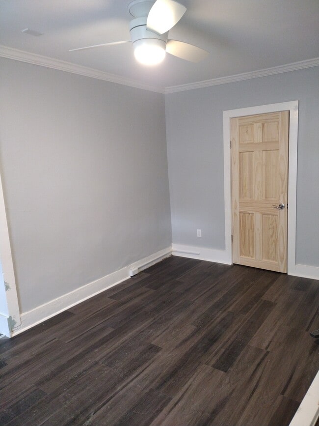 902 Warren St Unit Lower Apartment, Hudson, NY 12534 Apartments in Hudson, NY