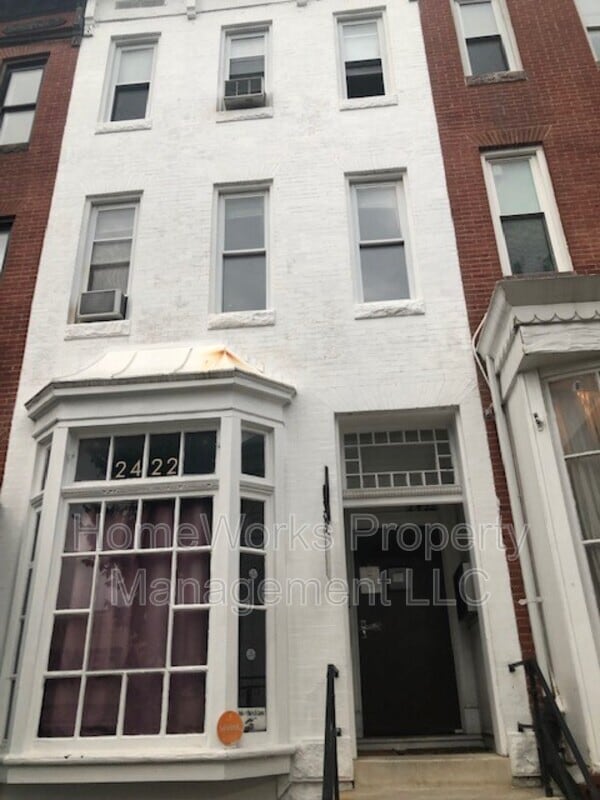 Building Photo - 2422 N Charles St