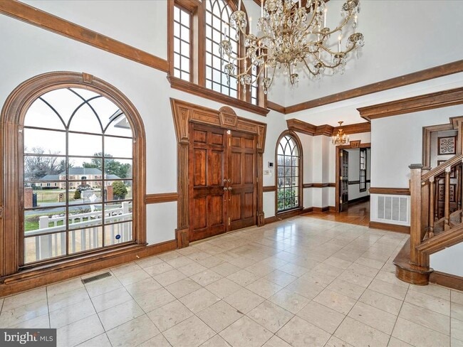 Building Photo - 10600 Barn Wood Ln
