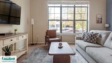 Building Photo - 4050 W Pine Blvd