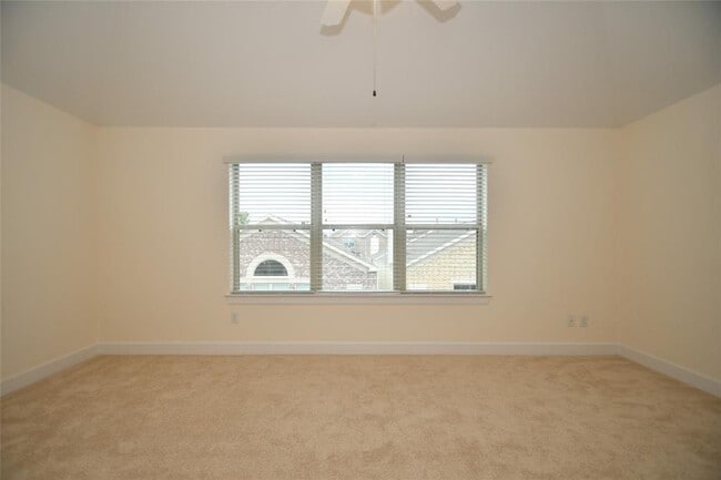 Building Photo - 11607 Main Ash Dr