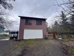 Building Photo - 28305 99th Ave SW