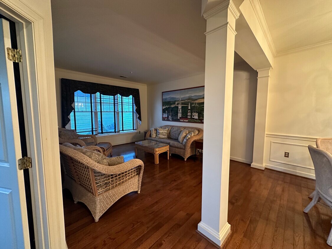 Foto principal - 102 Long Dr
