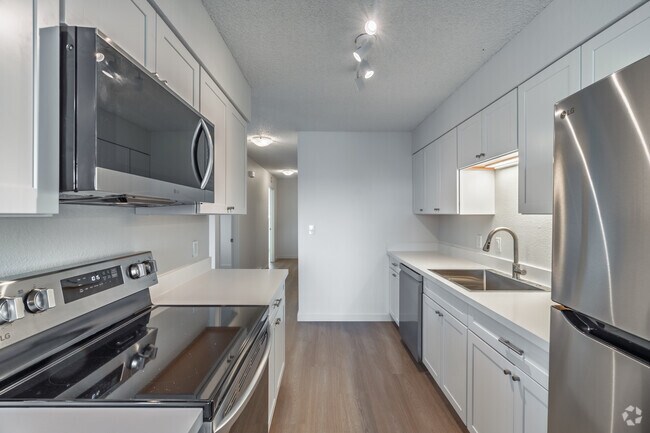 2 habitaciones, 1 baño - 1029 pies cuadrados - Cocina - Waterview Place