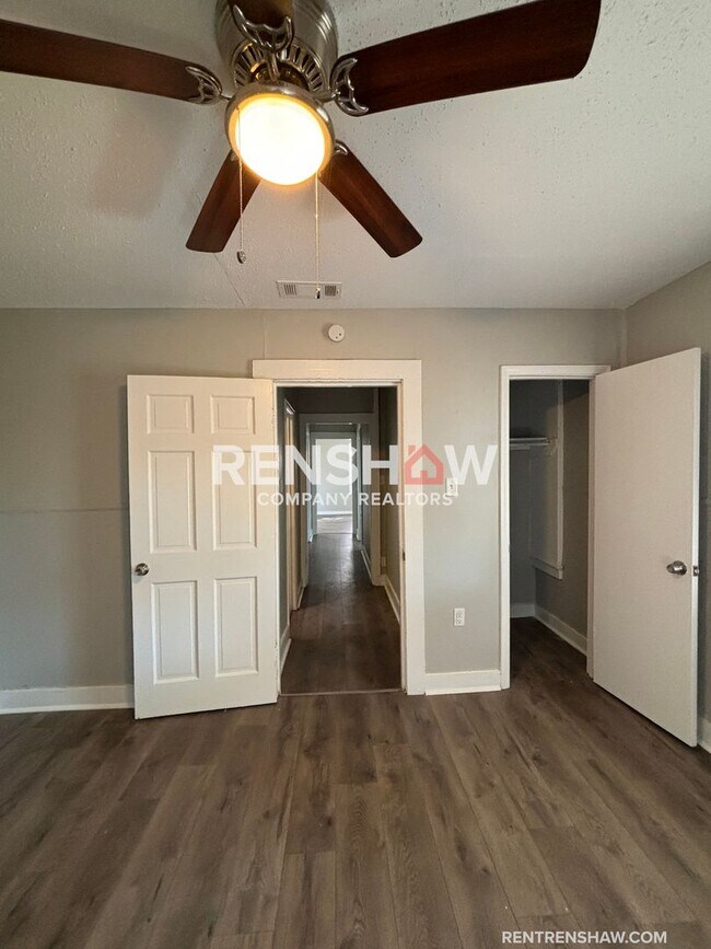 Foto del edificio - Section 8 Accepted - Housing Choice - Move...